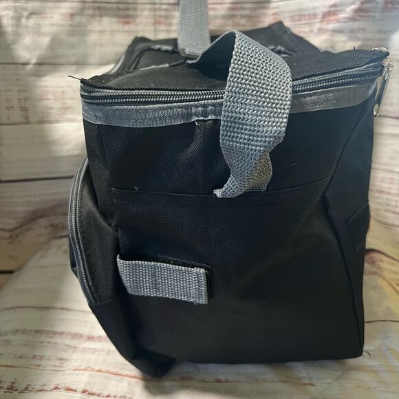Black and Gray 12 Can Soft-Sided Cold Cooler Pre-Loved - Picture 6 of 9